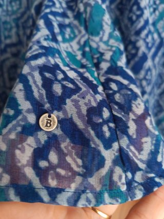 Blusa boho azul, escote elastico