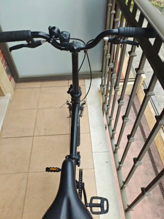 Bici plegable Btwin negra