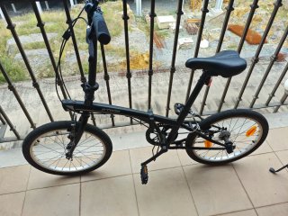 Bici plegable Btwin negra