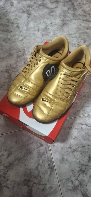 Zapatillas Nike Tiempo 90 Oro