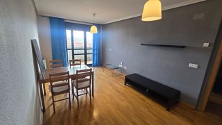 Piso en venta en Universidad en Ávila