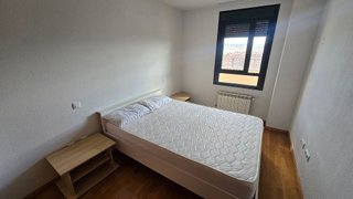Piso en venta en Universidad en Ávila