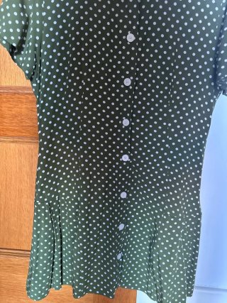 Vestido Zara lunares verde talla L