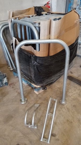 Aparcabicicletas U Invertida Acero Galvanizado