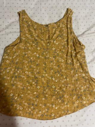 Blusa amarilla floral niña