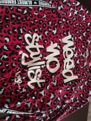 Vestido rojo estampado leopardo Almost Famous