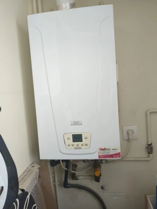 Caldaia a condensazione BAXI Neodens Plus 24/24 F