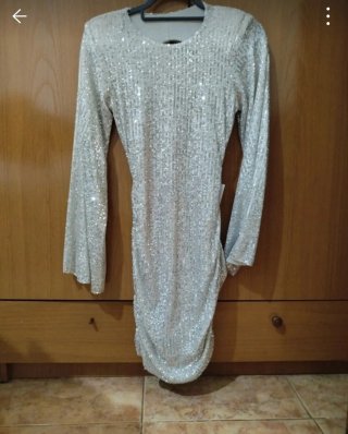Vestido lentejuelas plateado fiesta