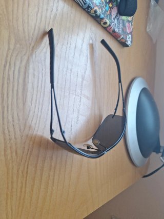 Gafas de sol Arnette negras y marrones