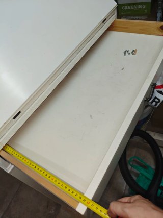 Escritorio de madera blanco