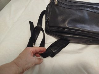 Bolso piel negro varios bolsillos