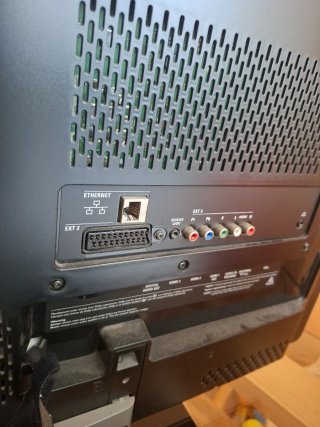 Televisor Philips 32 pulgadas modelo 32PFL8605H/12