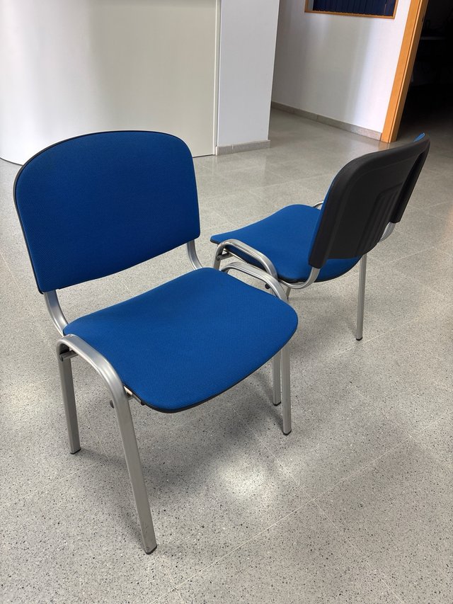 4 Sillas de confidente azul y negro