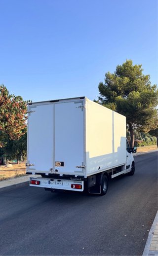 PORTES Y TRANSPORTES