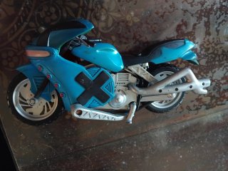 Moto de juguete azul