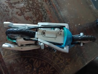 Moto de juguete azul