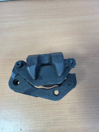 Pinza Freno Trasero Yamaha Tricity 300 23