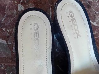 Sandalias Geox Negras y Moradas Talla 40