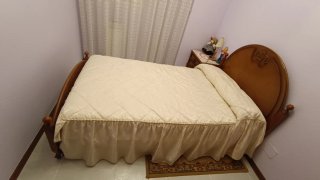 Cama individual 1.05 + somier + mesita