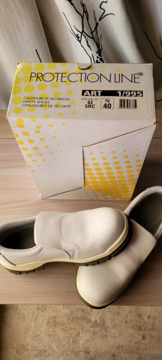 Zapatos de seguridad blancos