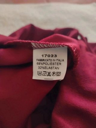 Pantalón ancho burdeos mujer