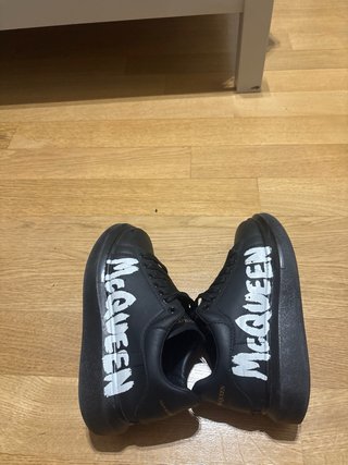 Scarpe Alexander McQueen nere