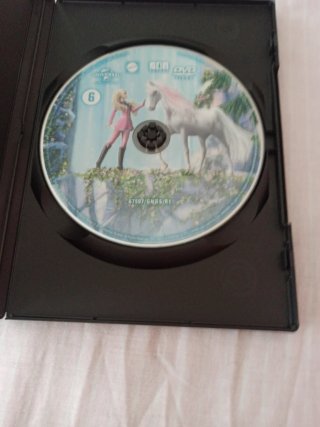 DVD Barbie y Sus Hermanas en Una Aventura de Cabal