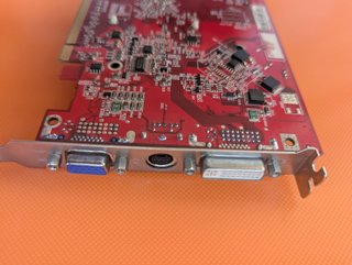 Tarjeta Gráfica AGP ATI Radeon X1300 256MB DDR2