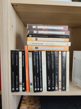 Libros clásicos de literatura española.