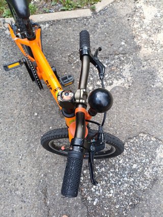Bicicleta infantil Frog 43. Solo 1 año de uso