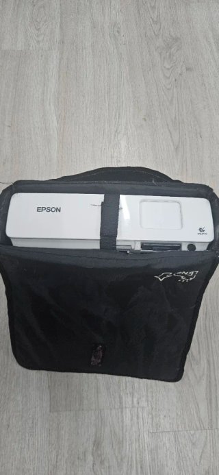 Proyector Epson EMP-83H