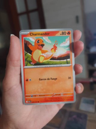 Carta Pokémon Charmander Básico