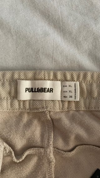 Pantalón corto chándal Pull&Bear beige