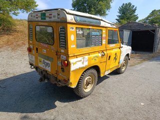 Land Rover Santana 88