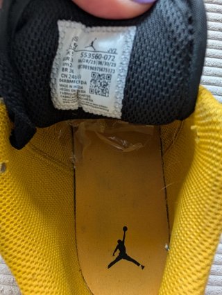 Nike Air Jordan 1 Low Amarillo Negro como nuevas
