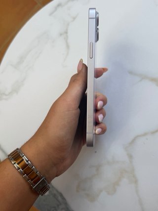 iPhone 14 Plus Viola