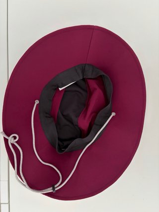 Sombrero Forclaz Protección Solar MT500 Morado