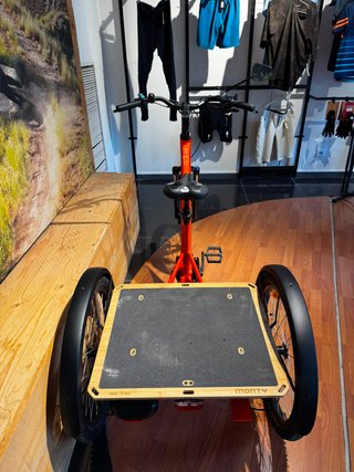 Triciclo Eléctrico Carga Monty Rocket XC