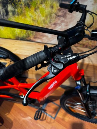 Triciclo Eléctrico Carga Monty Rocket XC