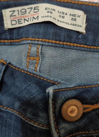 Vaqueros Zara Talla M Mujer.