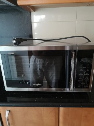 Microondas Whirlpool casi nuevo