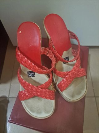 Zapatos de tacón rojos vintage de piel