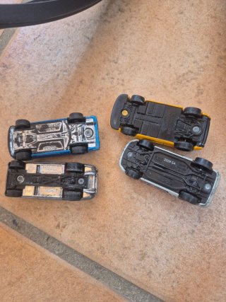 Pista Hot Wheels Criss Cross Crash + 4 Coches