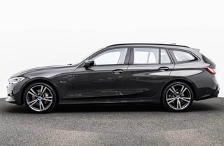 BMW 330e 2022