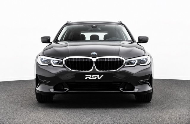 BMW 330e 2022