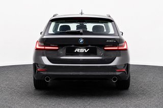 BMW 330e 2022