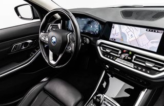 BMW 330e 2022