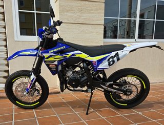 2022 SHERC 50 FACTORY CON SOLO 1.800 KM Y GARANTIA