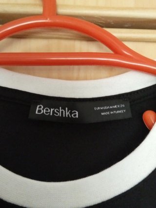 Lote 2 Vestidos Bershka Negro y Rojo