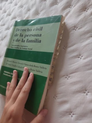 Derecho civil de la persona y de la familia